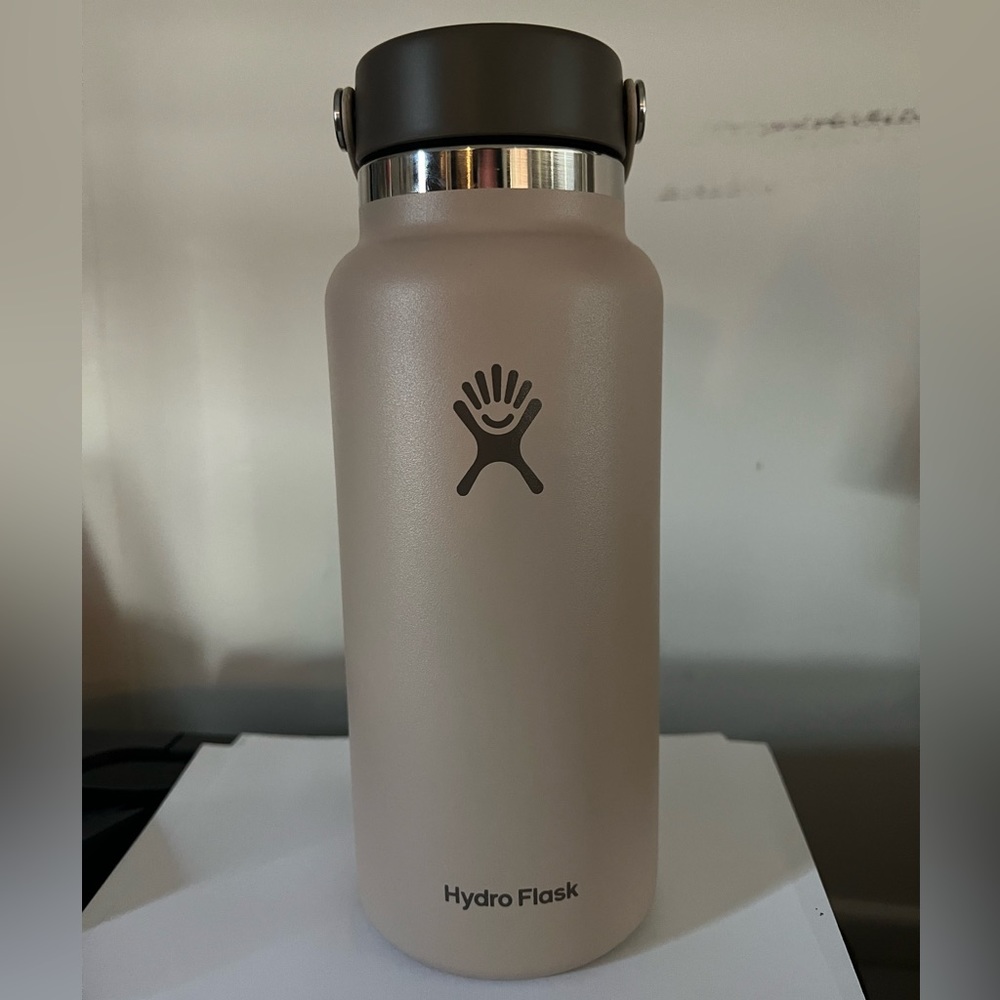 Hydro Flask Whole Foods Edition